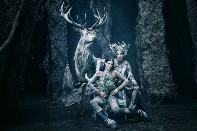 Nederlandse Reisopera - Waiting for the Barbarians