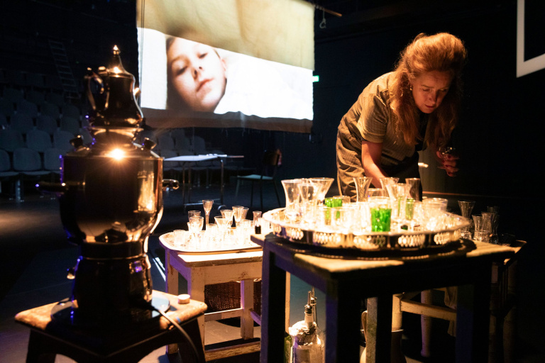 3x Moskow - Dood paard