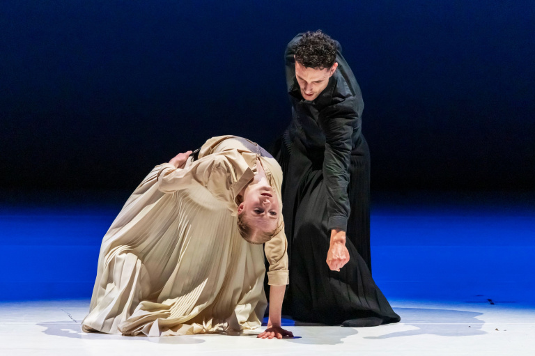 Introdans - LARBI