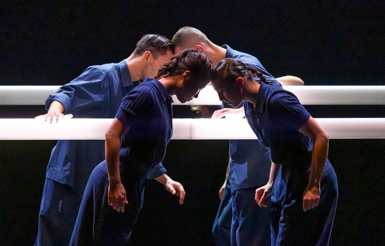 Introdans - Less is more