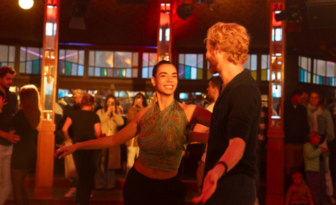 Ruby Pure Latin & DJ Salsa Pleasure - Dansen met...