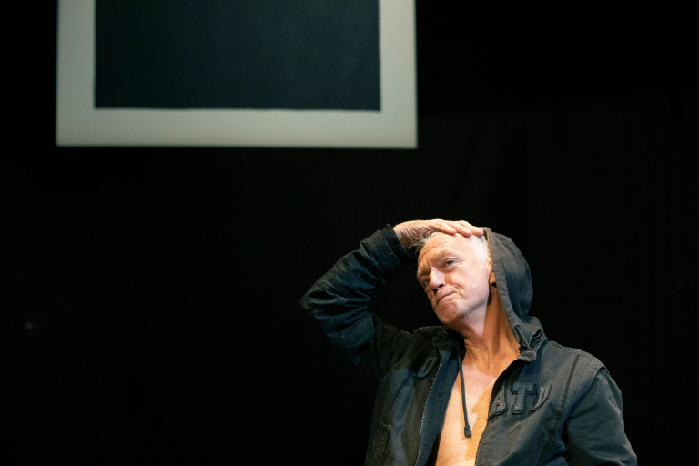 3x Moskow - Dood paard