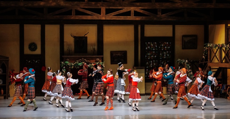 13.03.2025 - Het Nationale Ballet van Moldavië - La Sylphide (3).jpg