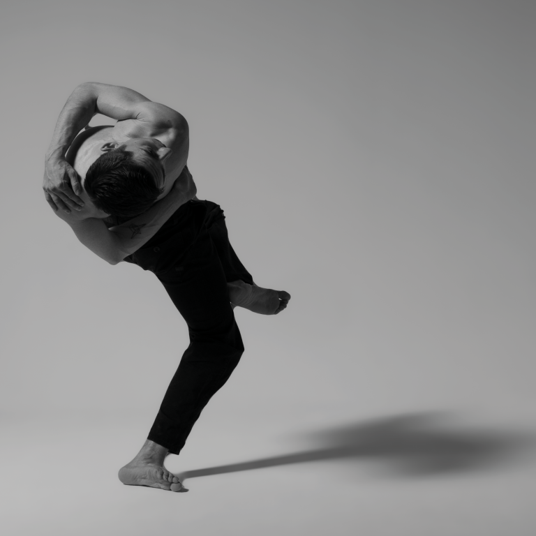 Denden Karadeniz & Zero Dance Theatre - Loud Whispers